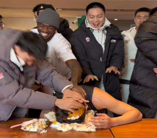 王宇桓称赞,久尔杰维奇,出色的应变,云顶娱乐官网,云顶娱乐品牌,云顶娱乐精彩